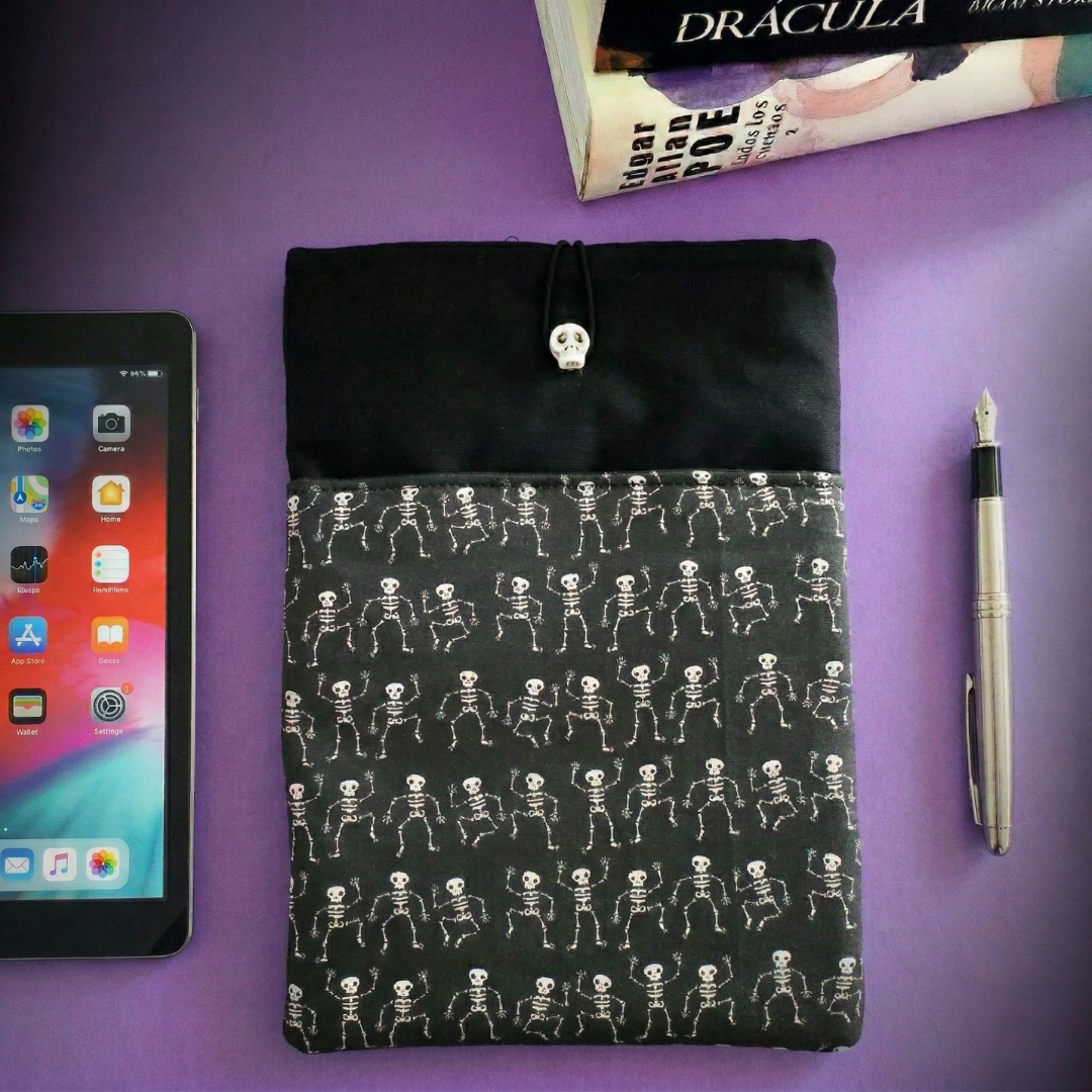 CUSTODIA (FUNDA PARA LIBROS Y TABLETS)