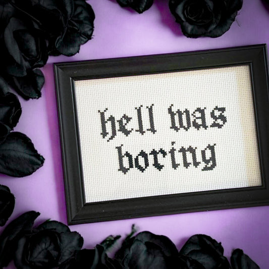 VERBA REBELLIA - CUADROS HECHOS CON PUNTO DE CRUZ