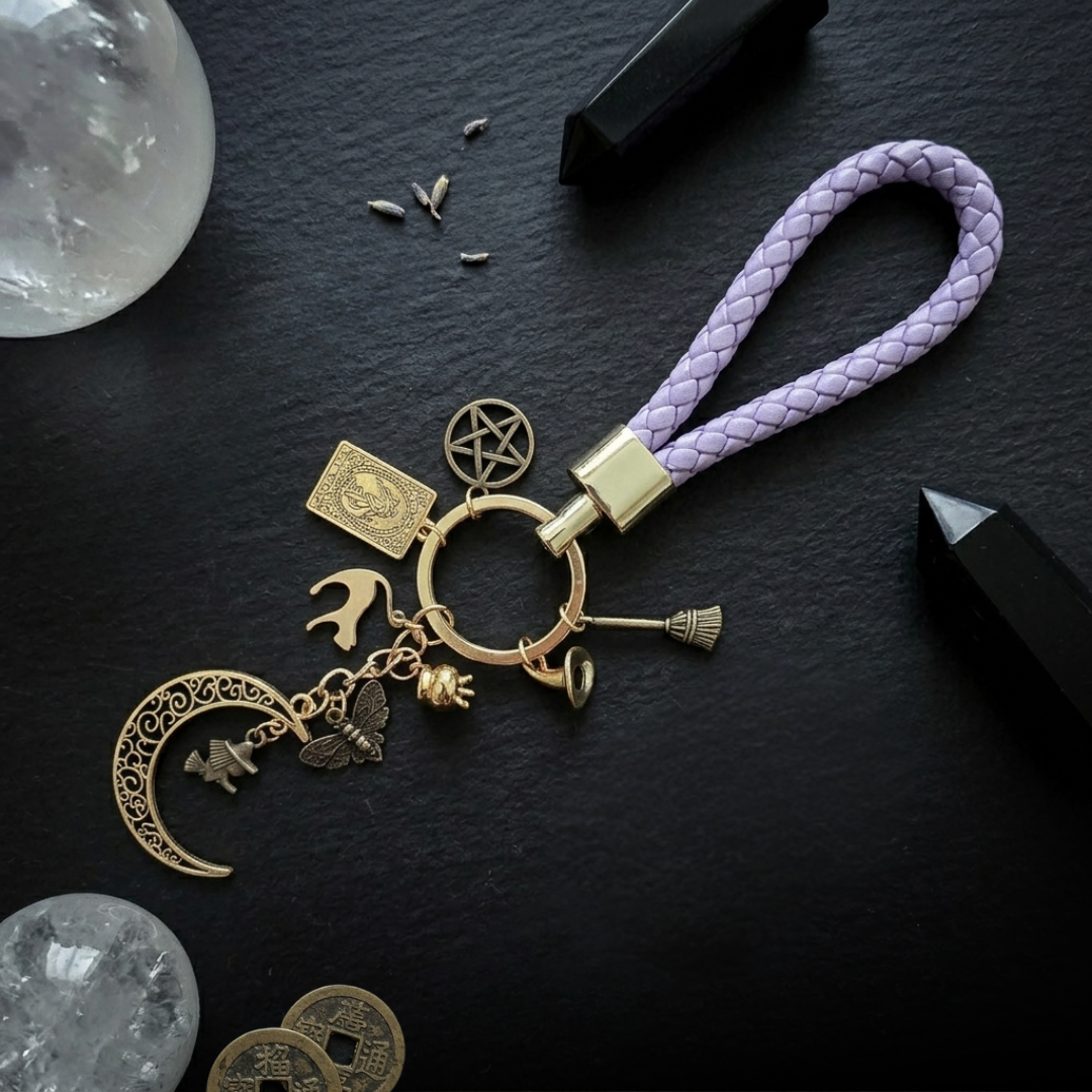 CLAVIUM CUSTODES (LLAVEROS)